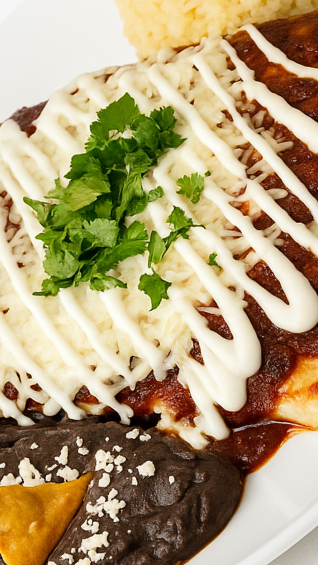 Authentic Salvadorian and Mexican food at El Padrino Restaurant Calgary